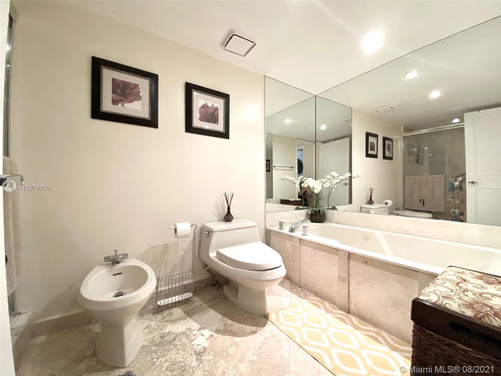 BRICKELL KEY ONE CONDO - Residential Lease