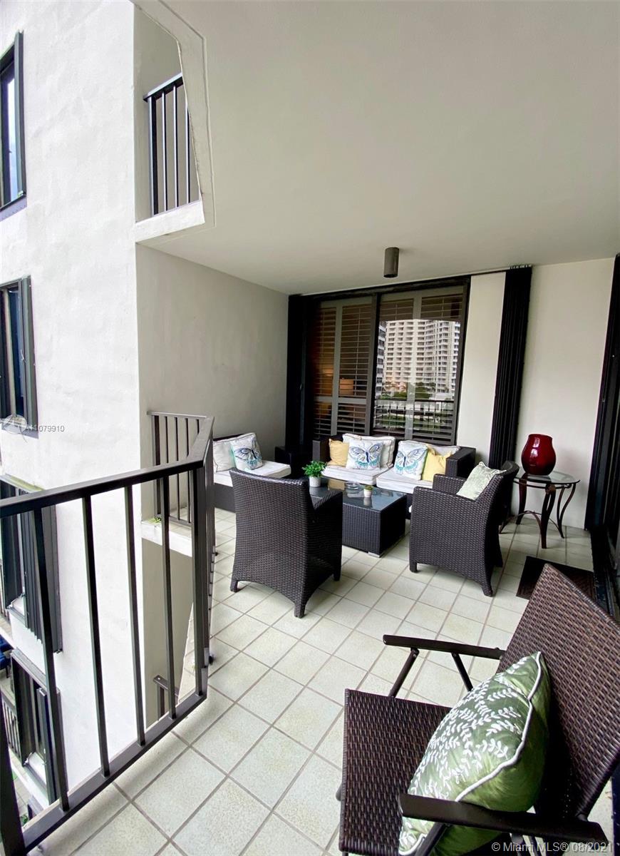 BRICKELL KEY ONE CONDO - Residential Lease