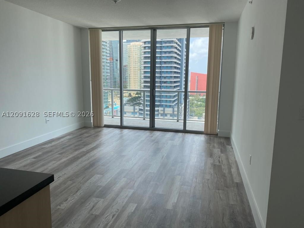 79 SW 12th St 2403-S
