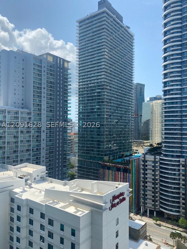 79 SW 12th St 2403-S