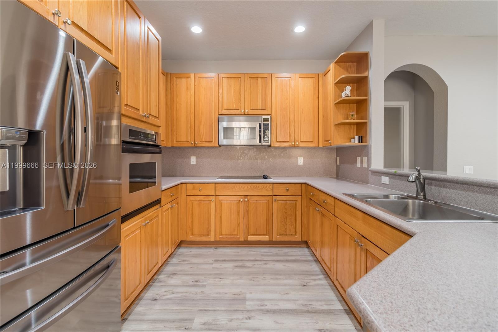 MARIPOSA POINTE AT WESTON - Residential