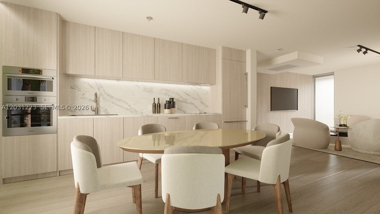 250 Collins Ave 303, Miami Beach FL 33139