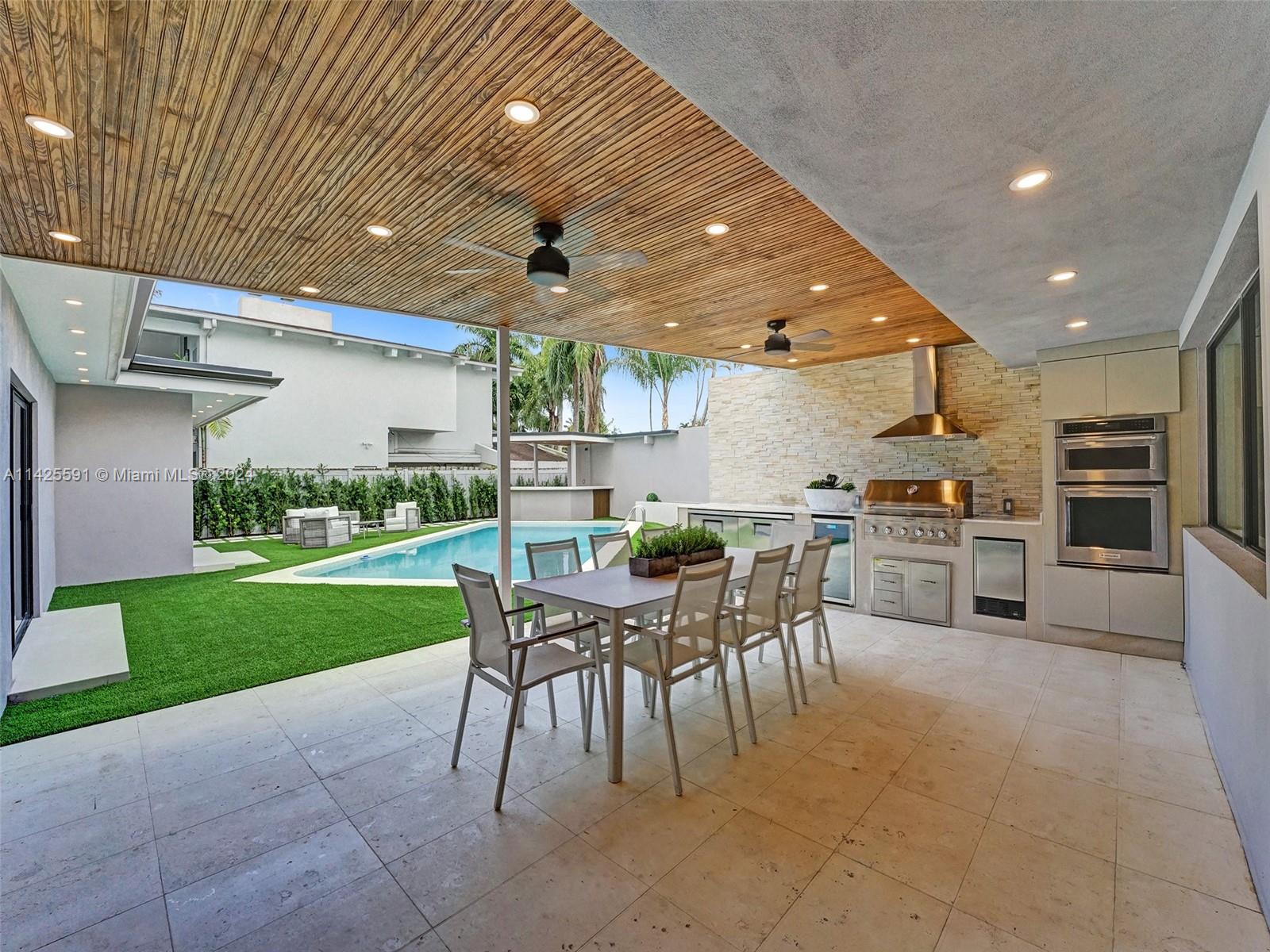 HIGHLAND WOODS SEC 4 - Residential