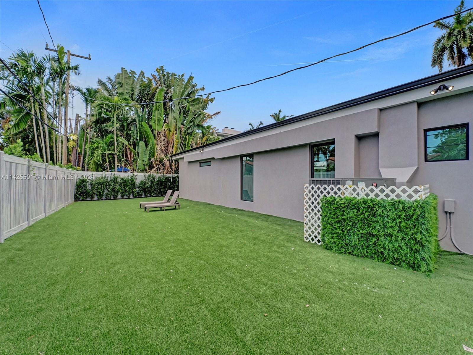 HIGHLAND WOODS SEC 4 - Residential