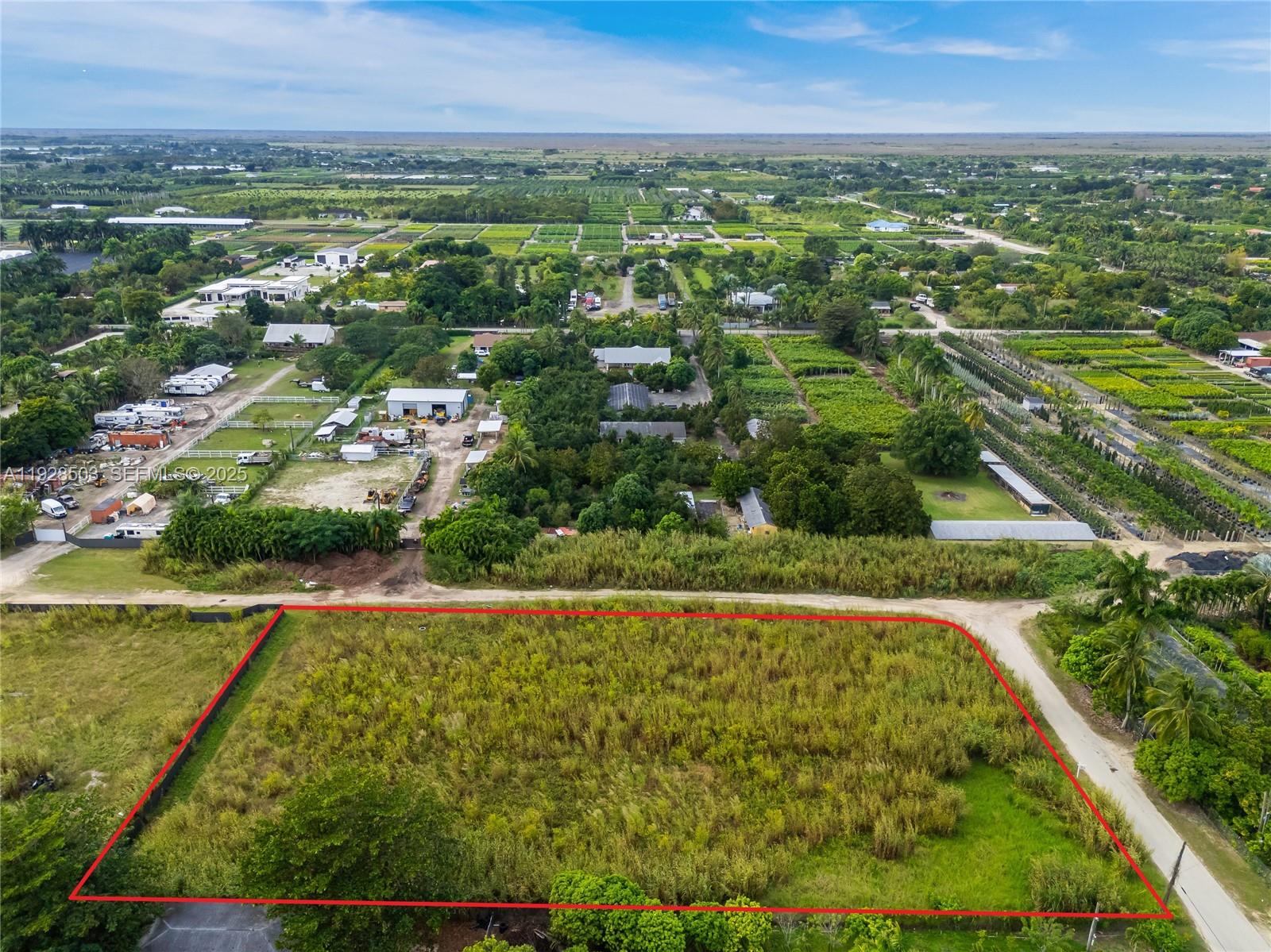 REDLAND 1.33 VACANT LAND - Land