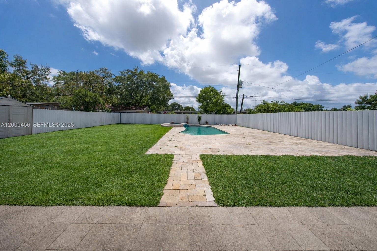 THE TROPICS AMD - Residential