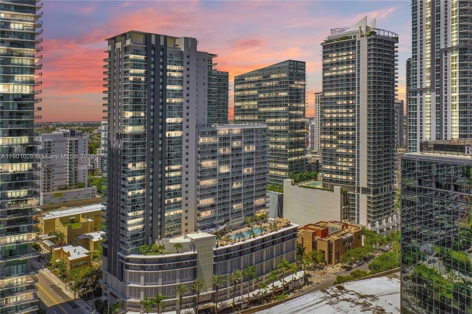 VUE AT BRICKELL CONDO - Residential