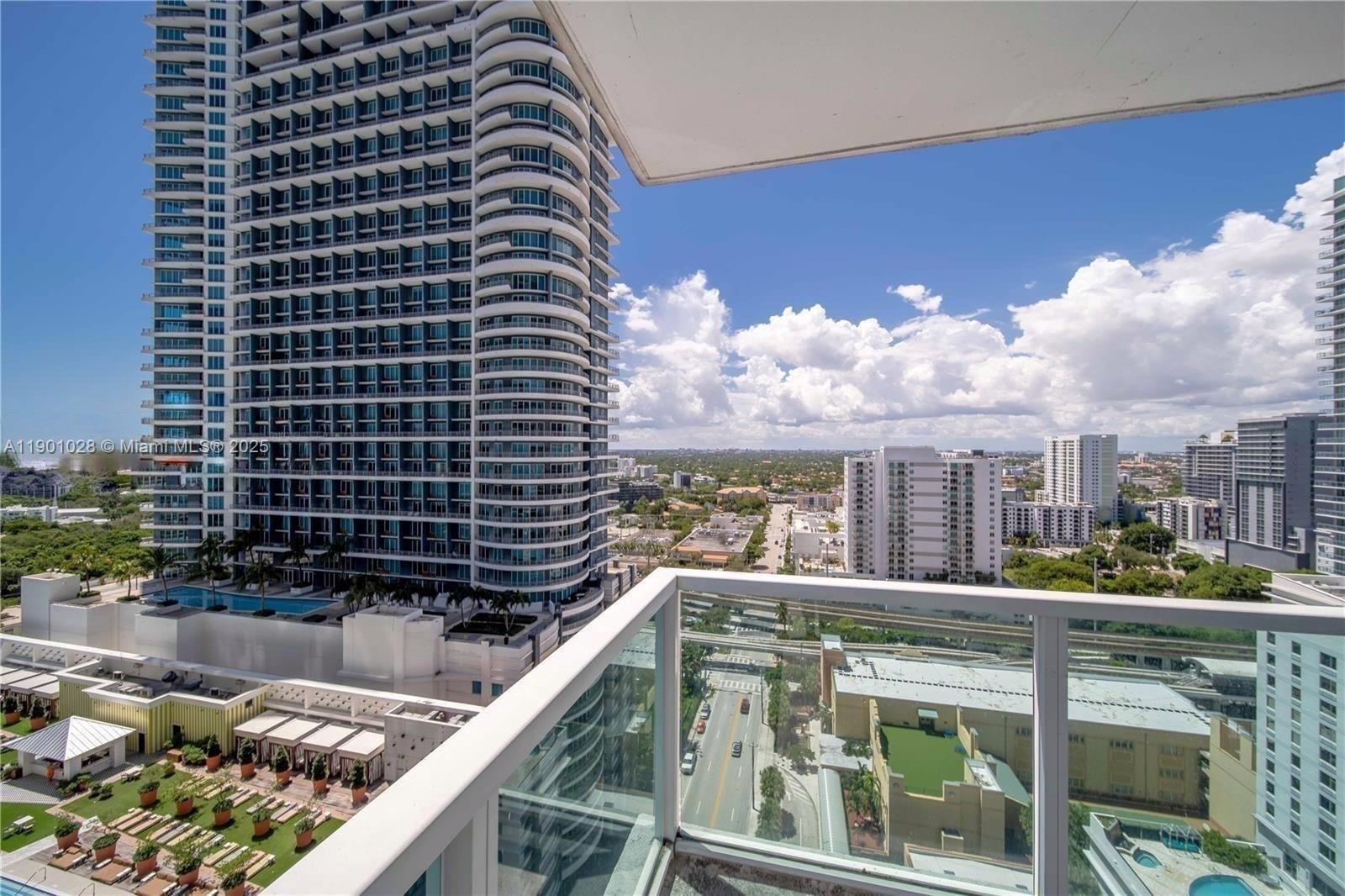VUE AT BRICKELL CONDO - Residential