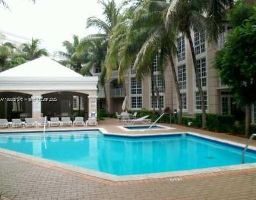 UNIVERSITY INN CONDO - Residential
