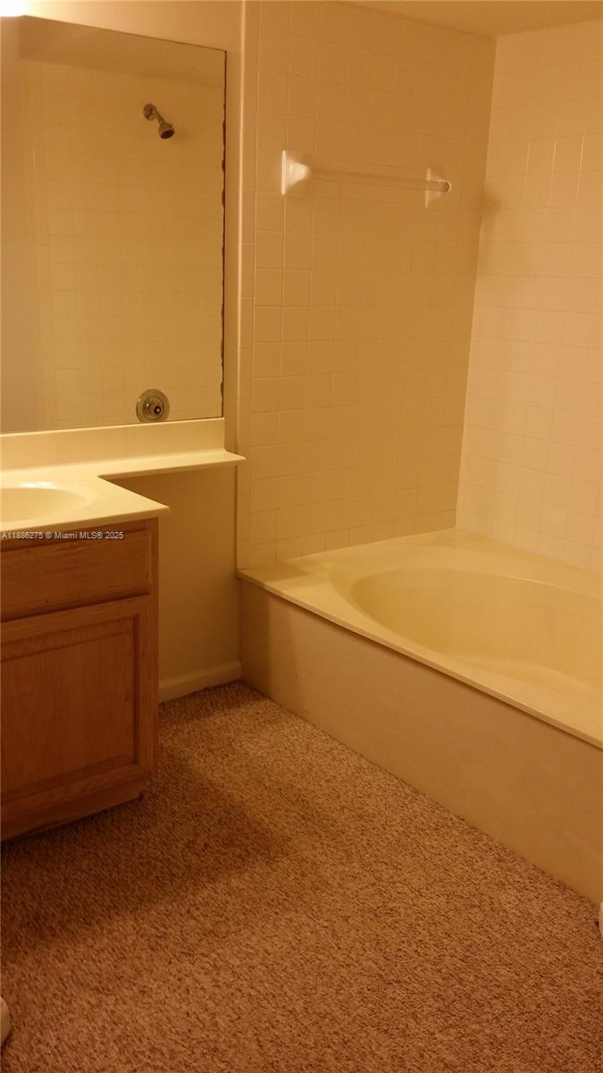 UNIVERSITY INN CONDO - Residential