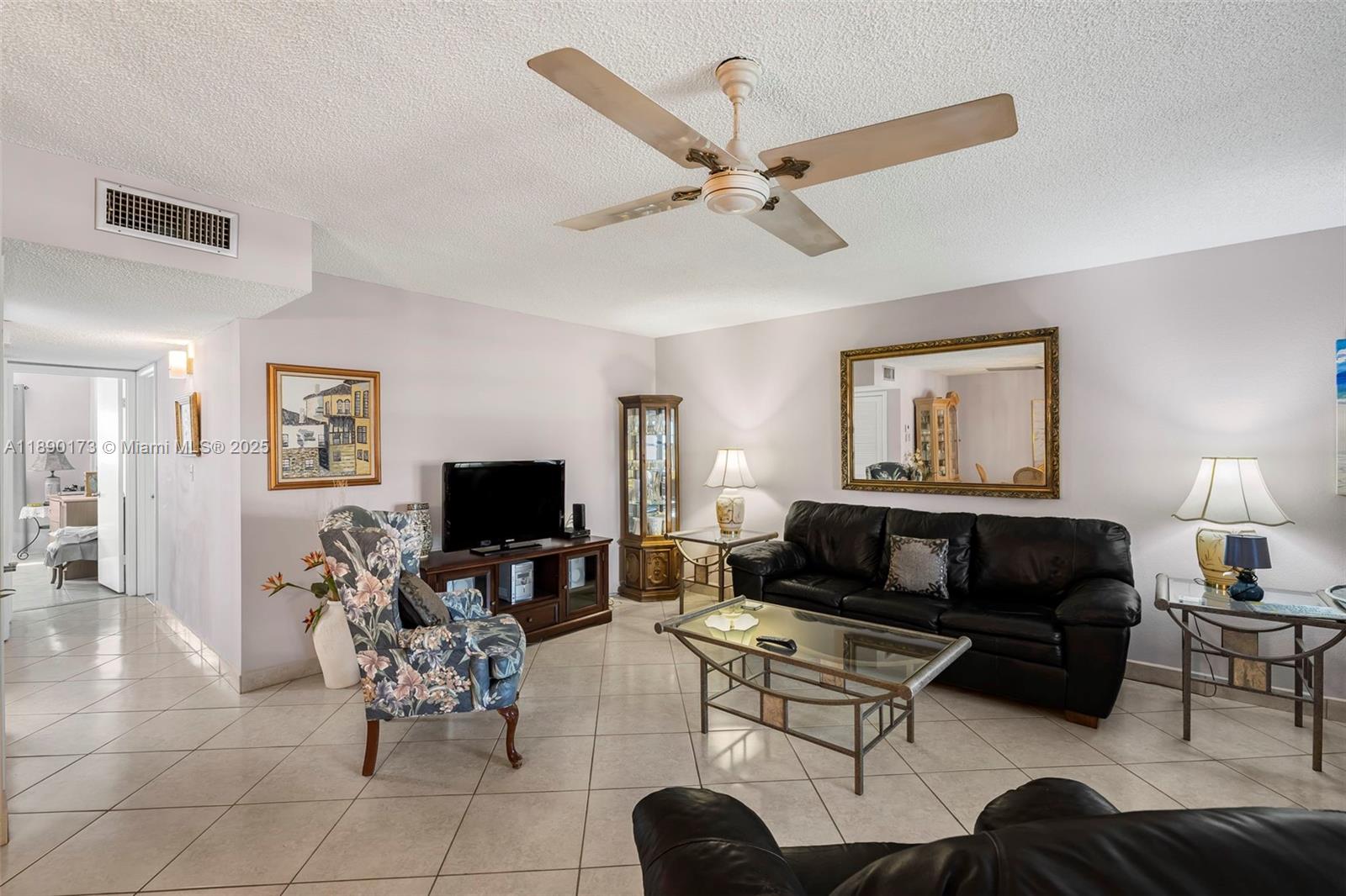 BEVERLY HILLS CONDO NUMBE - Residential