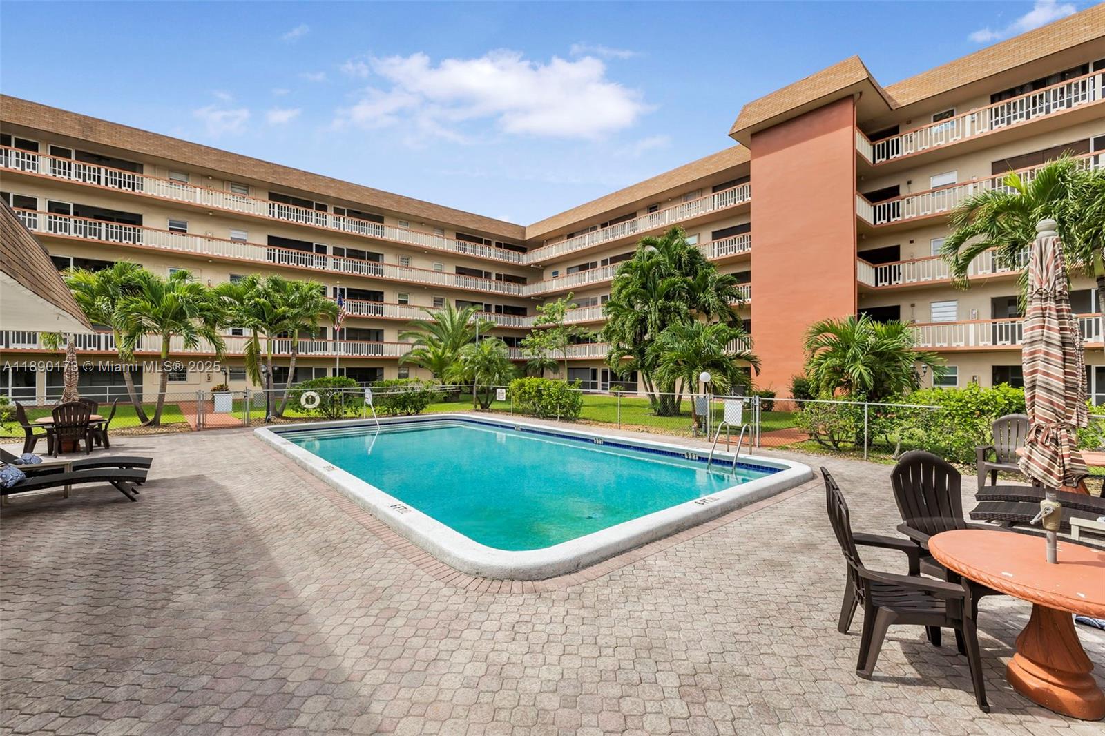 BEVERLY HILLS CONDO NUMBE - Residential