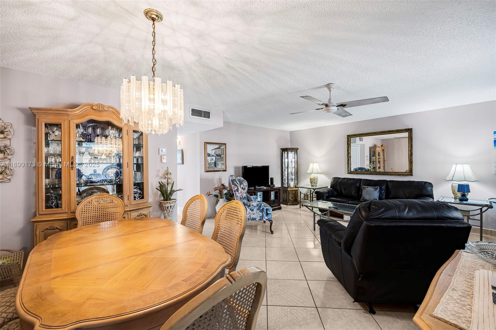 BEVERLY HILLS CONDO NUMBE - Residential