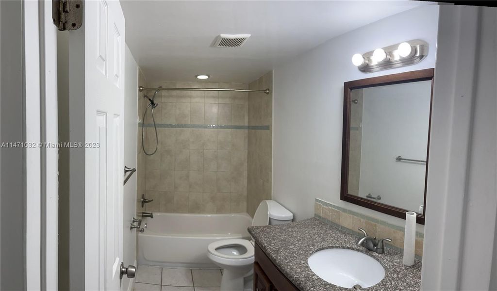 Photo of 1916 SW 11th St #10, Fort Lauderdale, FL 33312 (MLS # A11471032)