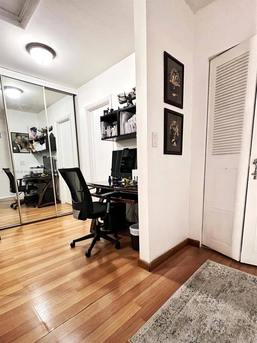 VILLAS ON THE GREEN - Residential