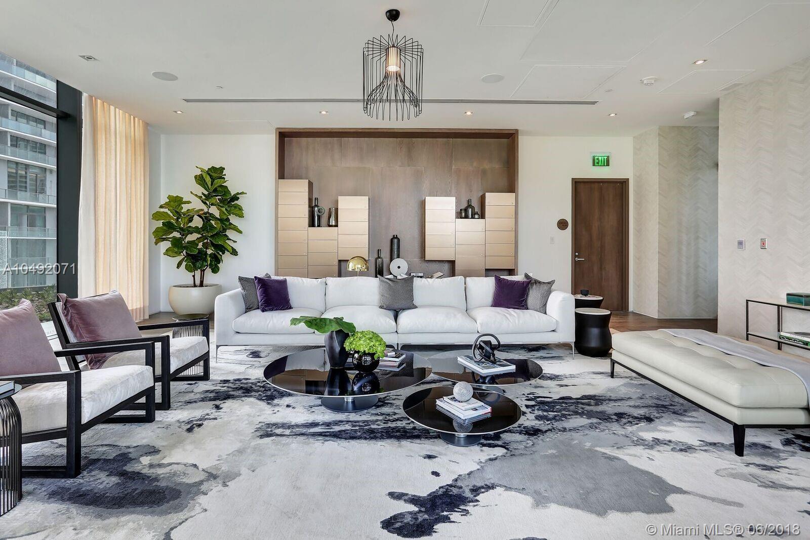 PARAISO BAY CONDO - Residential Lease