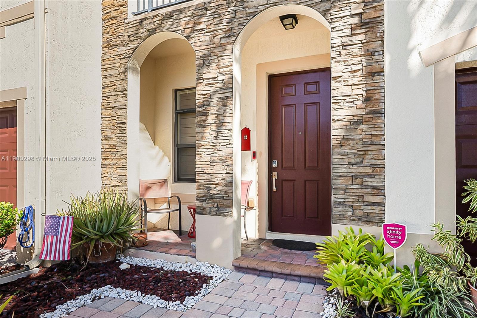 SILVER PALM EAST SEC THRE - Residential