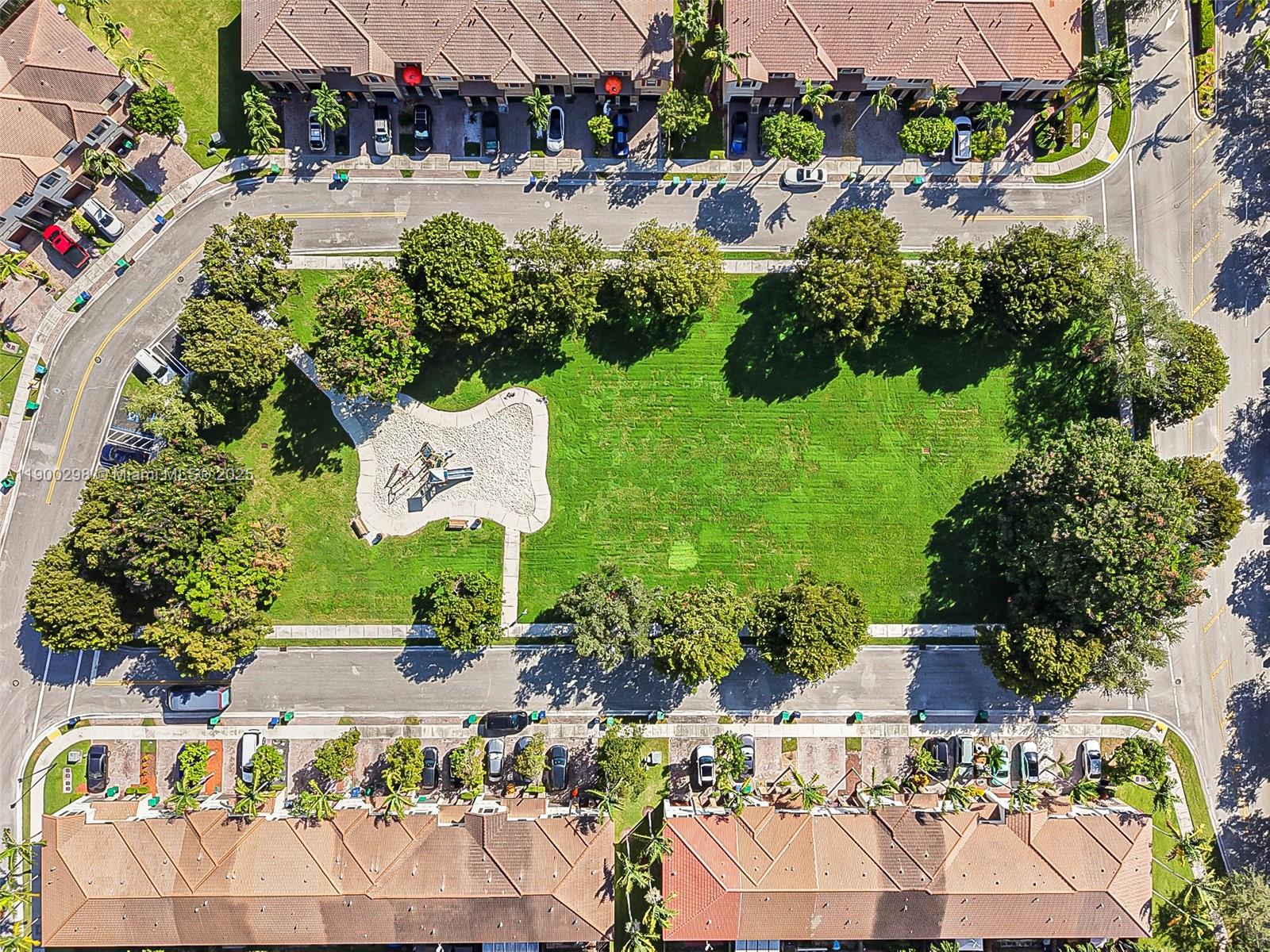 SILVER PALM EAST SEC THRE - Residential