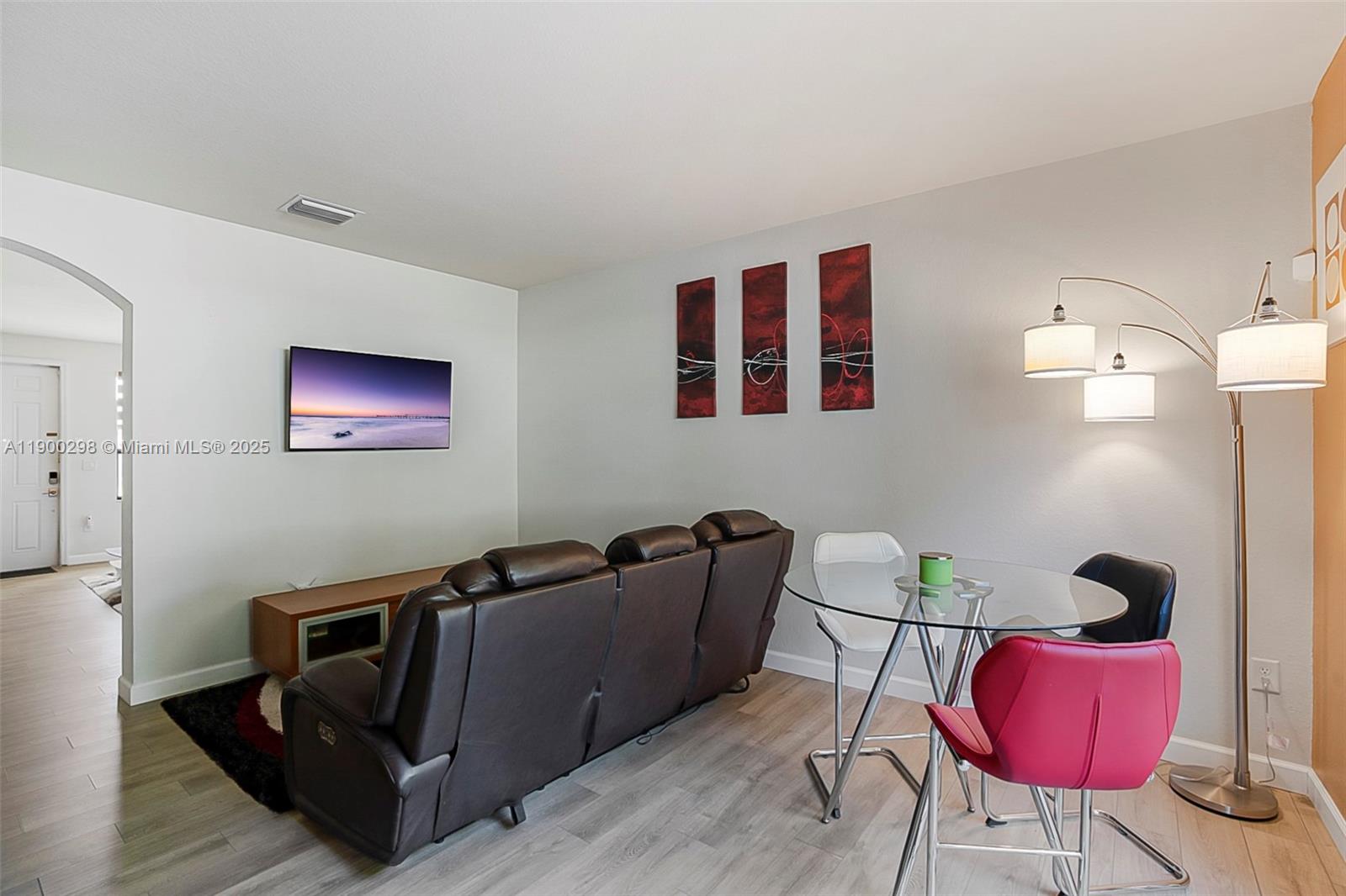 SILVER PALM EAST SEC THRE - Residential