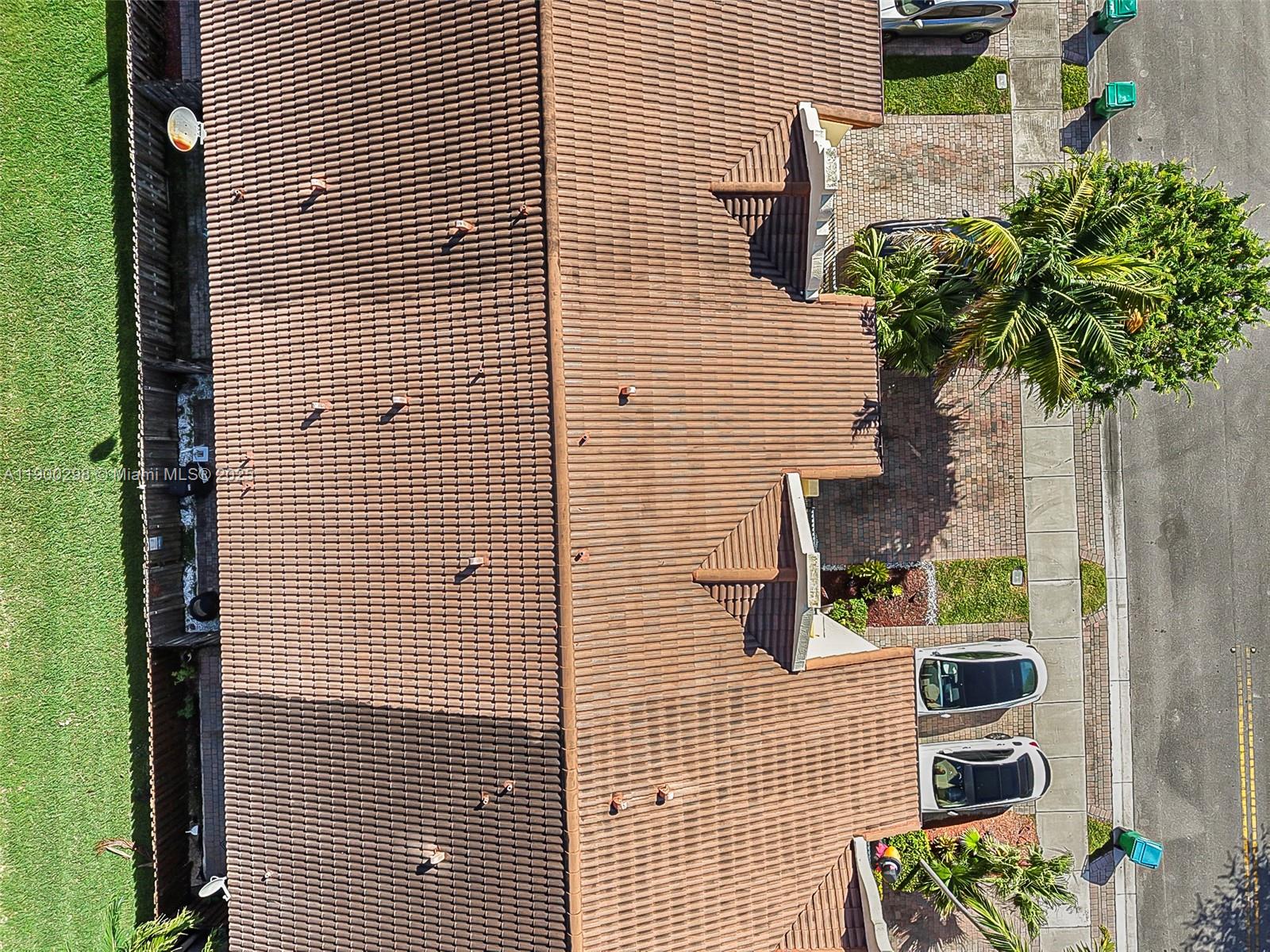 SILVER PALM EAST SEC THRE - Residential