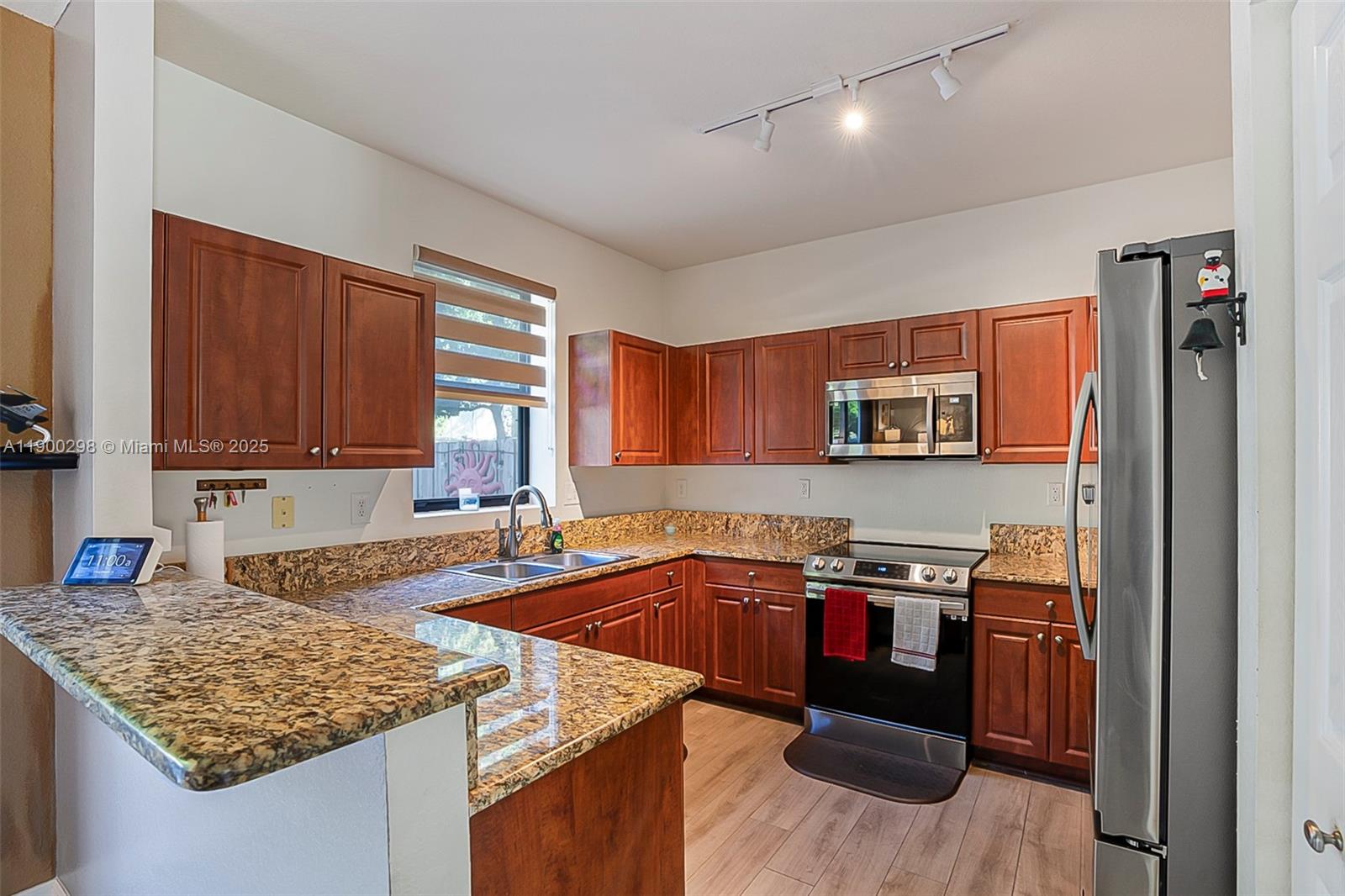 SILVER PALM EAST SEC THRE - Residential