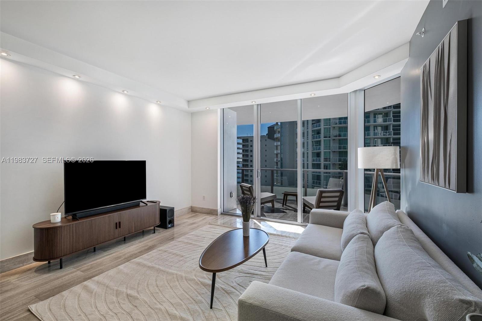 1300 Brickell Bay Dr 1102