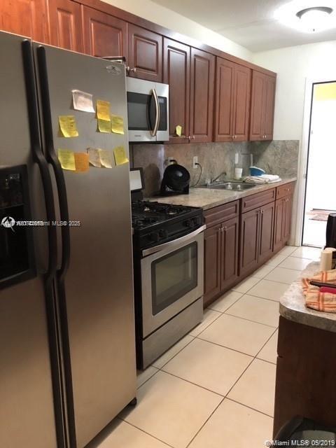 HIDEAWAY CONDO - Residential