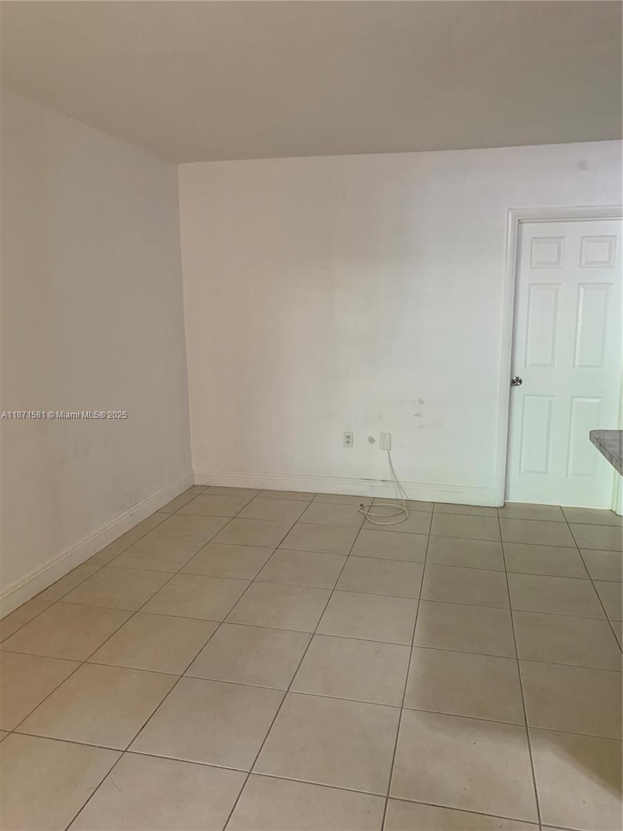 HIDEAWAY CONDO - Residential