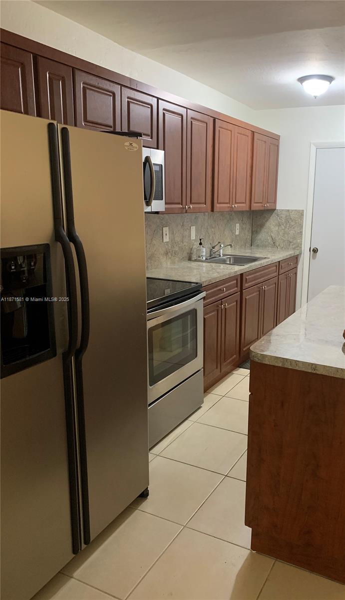 HIDEAWAY CONDO - Residential