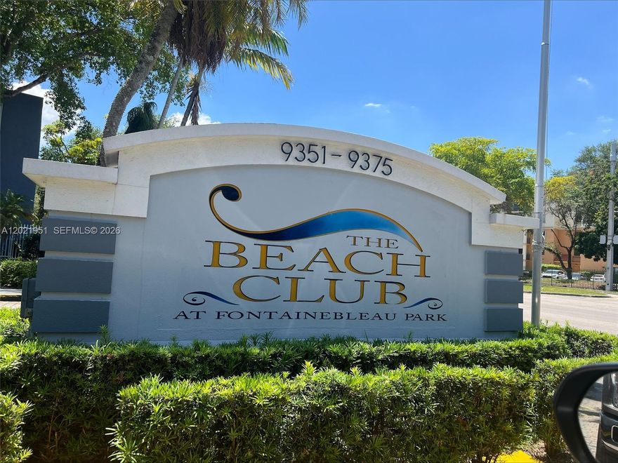 Welcome to the Beach Club at Fontainebleau. 2  bedrooms and 1 baths unit with lake View . Nice community featuring: Gym, 3 pools, tennis court, racquetball court and kids playground. Easy access to all highways including 826 and 836. 5 minutes to MIA airport, Restaurants, Shopping, Entertainment, Supermarkets and more.