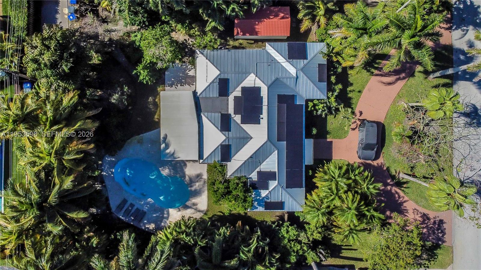 HOLLYWOOD LAKES SECTION - Residential