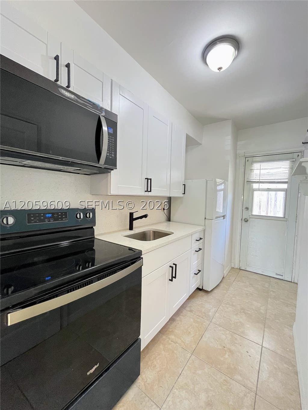 Photo of 420 NE 14th Ave #3, Fort Lauderdale, FL 33301 (MLS # A12059609)