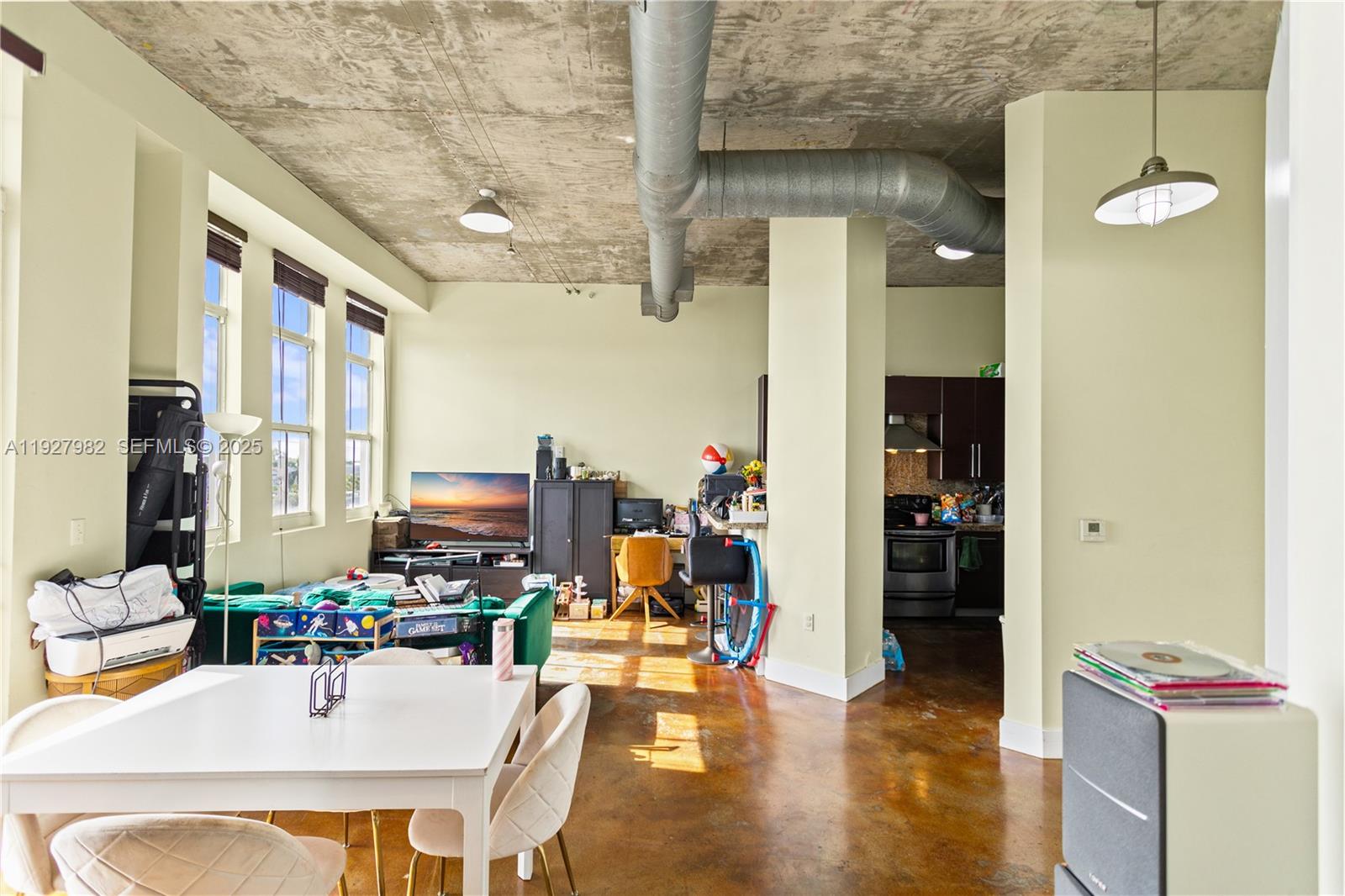 SKYLOFTS CONDO - Residential