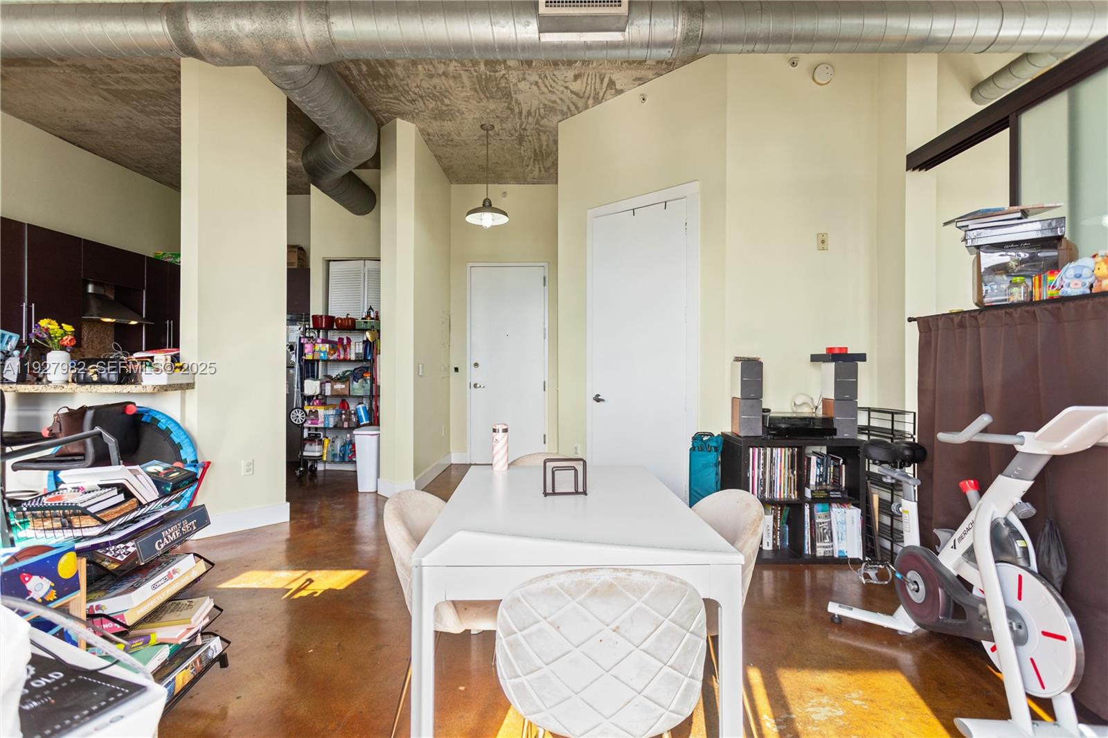 SKYLOFTS CONDO - Residential