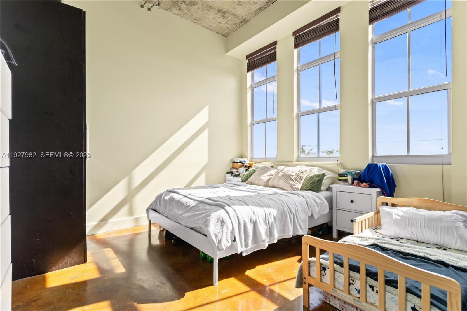 SKYLOFTS CONDO - Residential