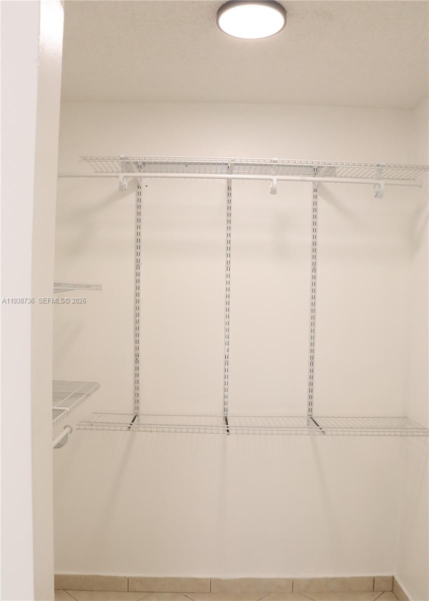 PLAZA OF AMERICAS CONDO P - Residential