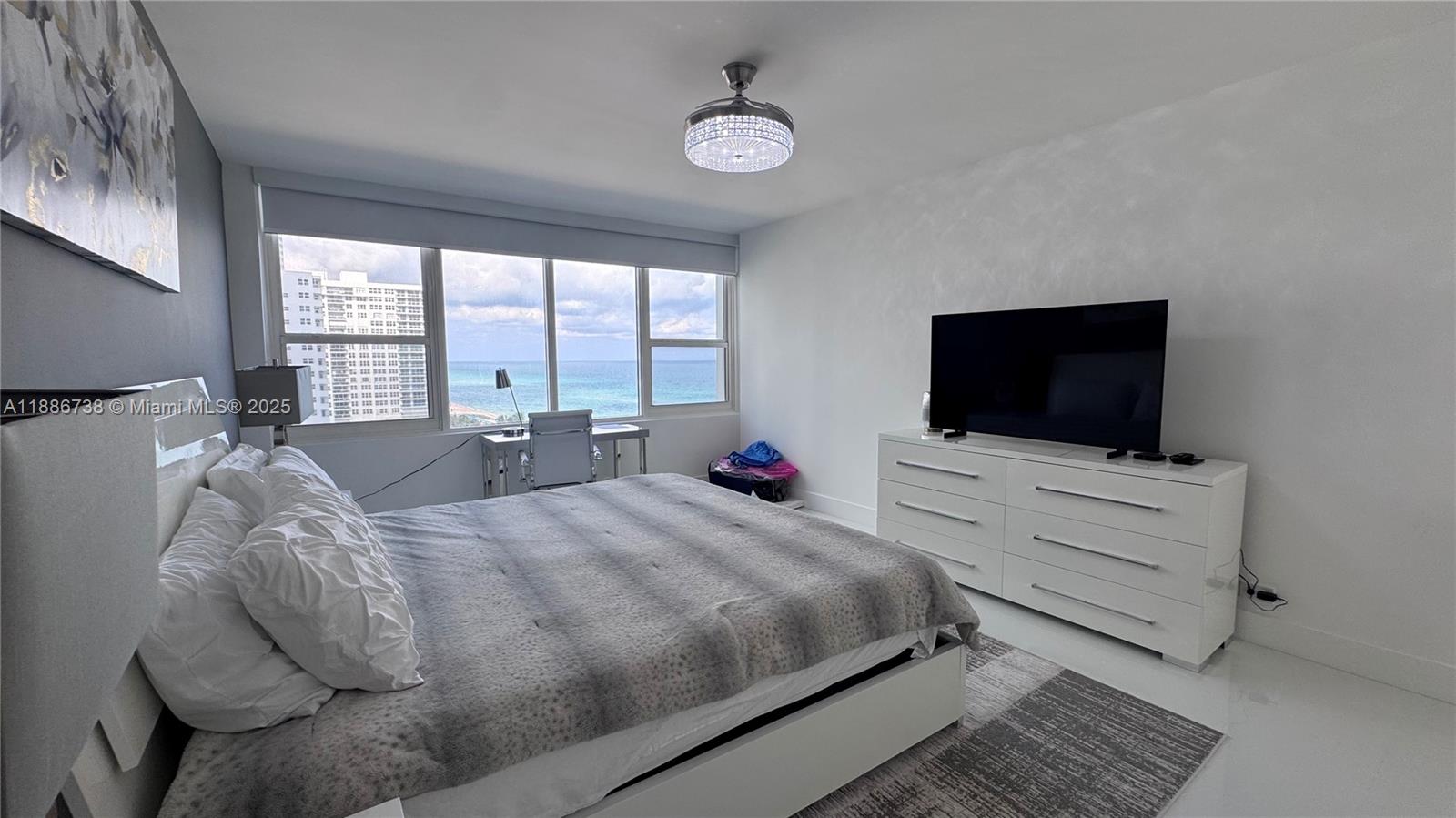 ALEXANDER TOWERS CONDO - Residential Lease