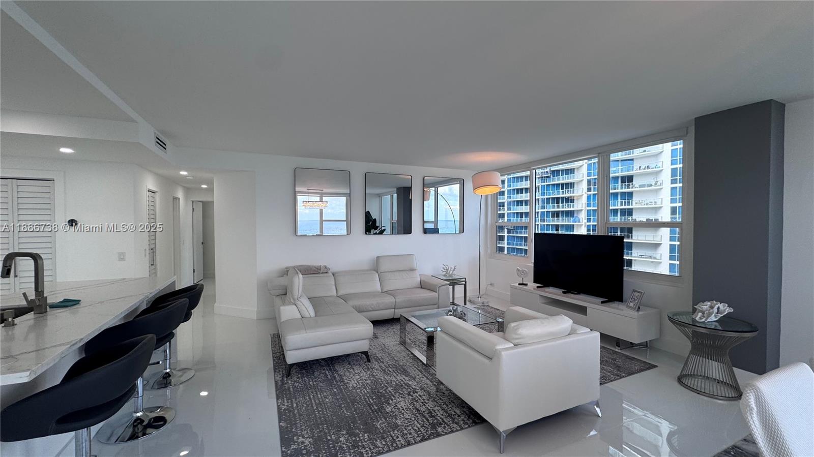 ALEXANDER TOWERS CONDO - Residential Lease