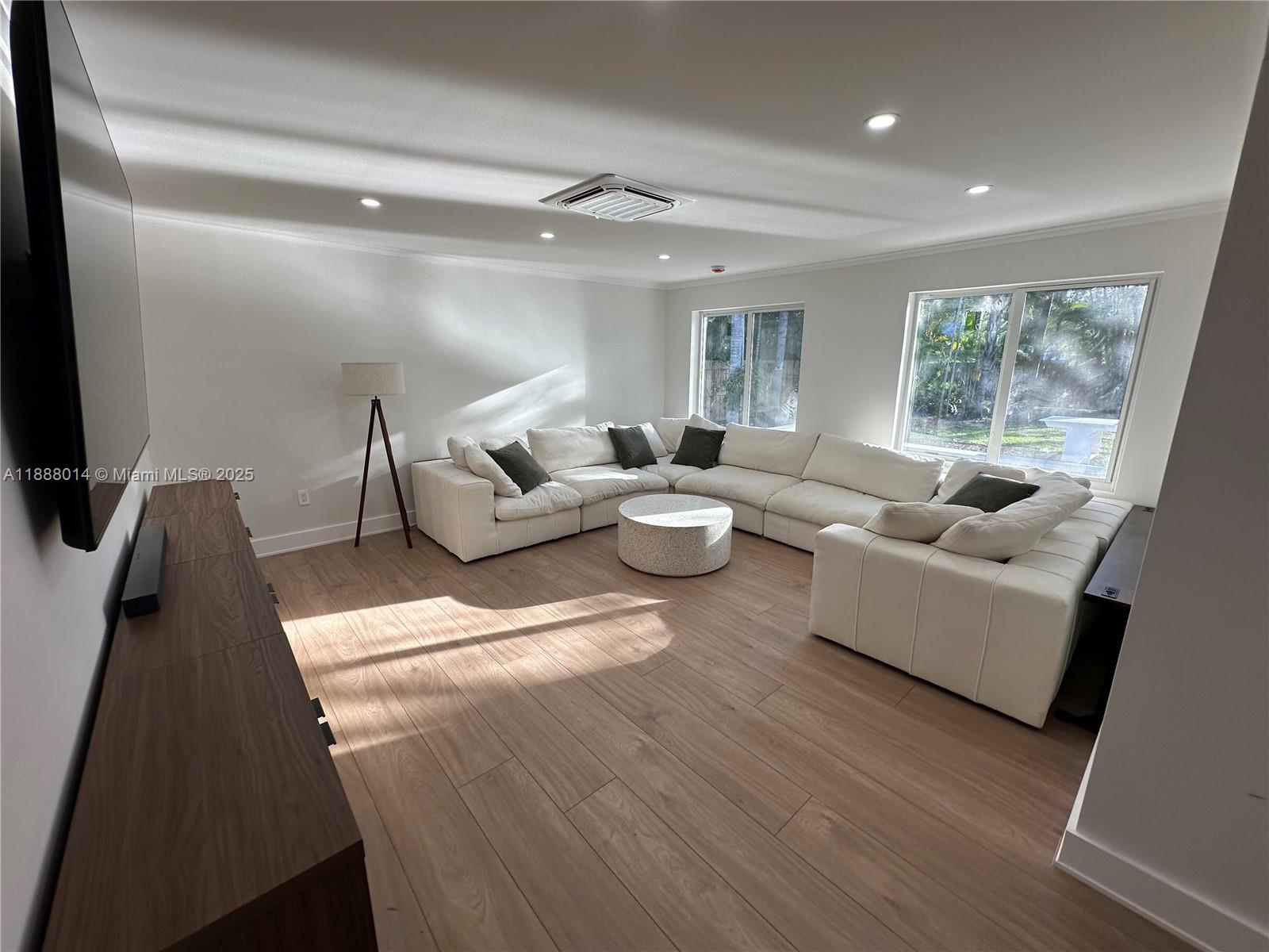 SOUTHWOOD - Residential