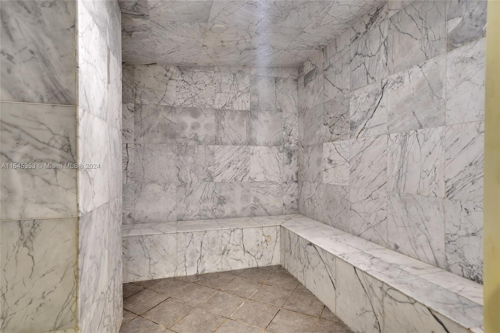 VIZCAYNE SOUTH CONDO - Residential Lease