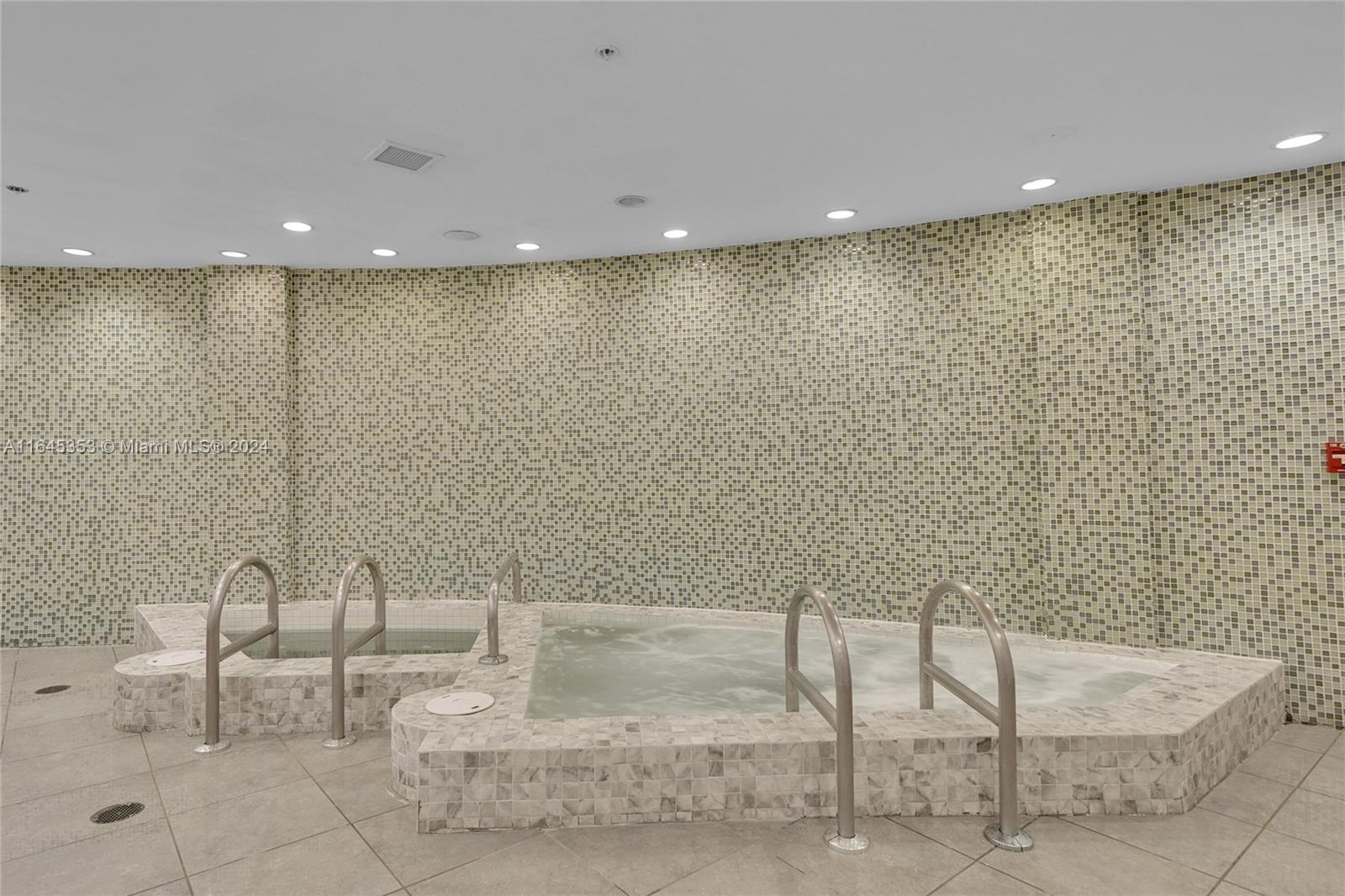 VIZCAYNE SOUTH CONDO - Residential Lease