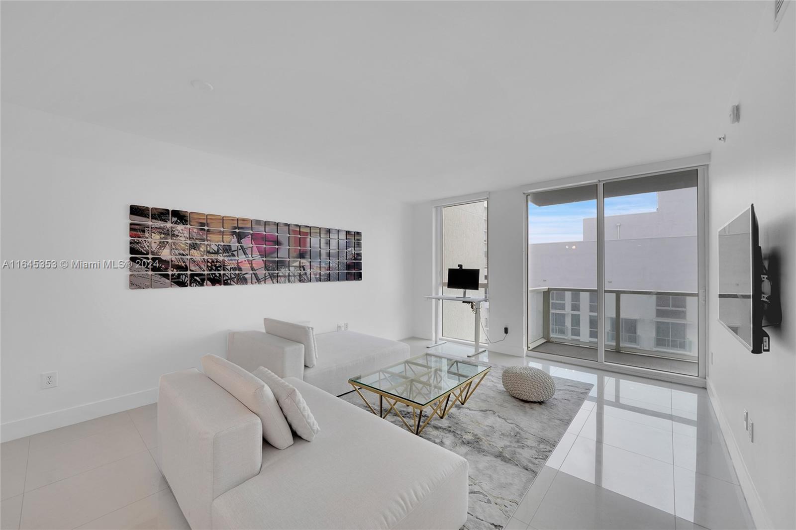 VIZCAYNE SOUTH CONDO - Residential Lease