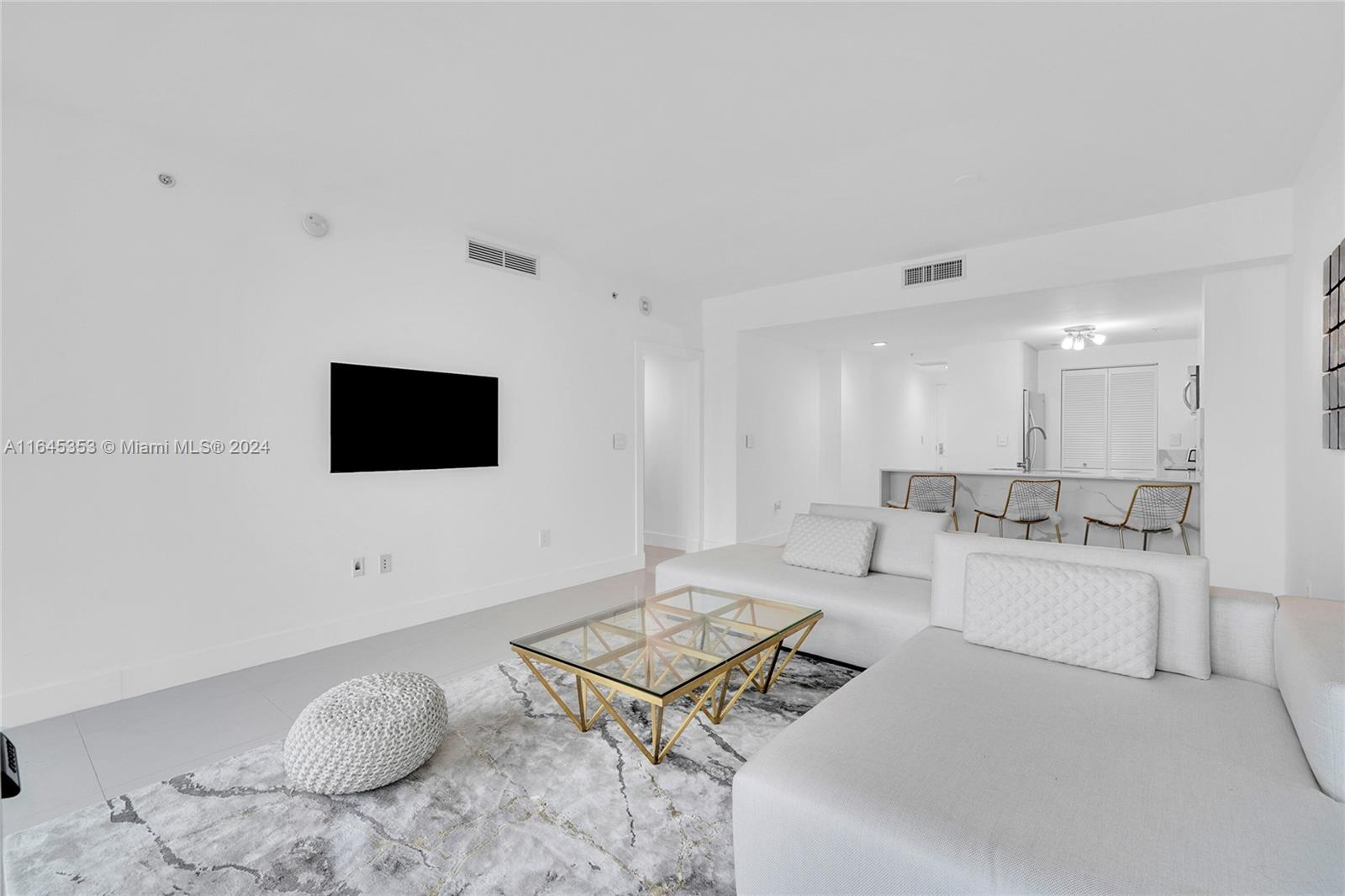 VIZCAYNE SOUTH CONDO - Residential Lease