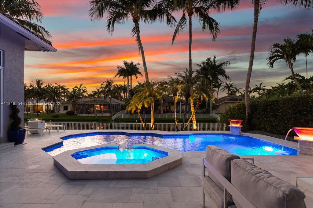 Photo of 10985 Canary Island Ct, Plantation, FL 33324 (MLS # A11818554)