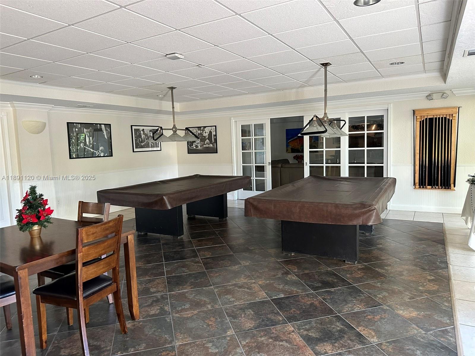 PINE CREST VILLAGE II AT - Residential Lease