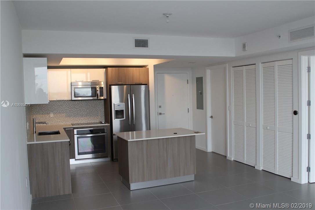 5252 PASEO CONDOMINIUM - Residential Lease