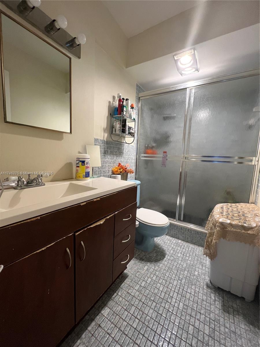 FAIRWAYS ROYALE CONDO - Residential