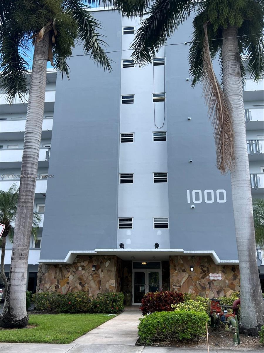 FAIRWAYS ROYALE CONDO - Residential