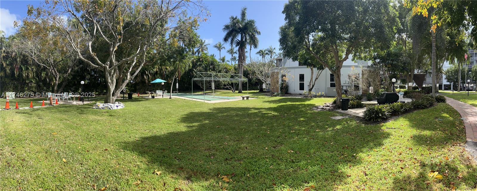 FAIRWAYS ROYALE CONDO - Residential