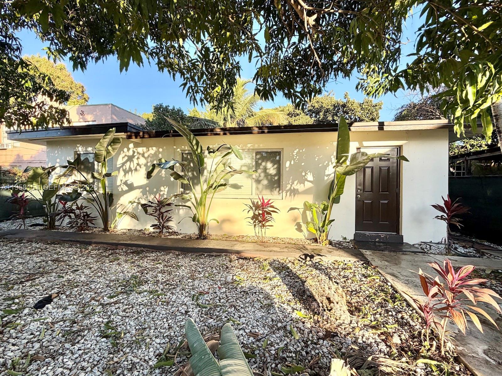 LAWRENCE EST LAND COS SUB - Residential Lease